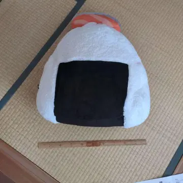 따끈따끈 오니기리 연어 봉제 인형