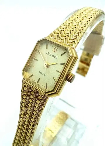 [ 레어 ] Bulova 골드 쿼츠 손목시계