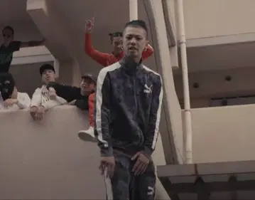 DADA 착용 모델 PUMA 셋업 카모플라쥬 M 사이즈