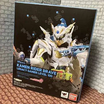S.H.Figuarts 가면라이더 브레이브 레거시 게이머 레벨 100