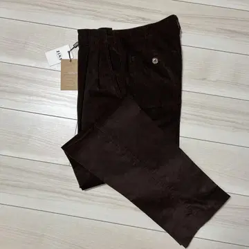 베르나르 장스 코듀로이 투 턱 팬츠