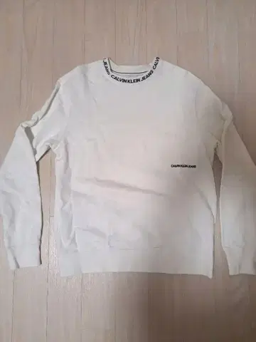 CALVIN KLEIN JEANS 화이트 트레이닝복 M 사이즈