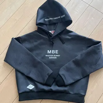 MASTER BUNNY EDITION 후드 부착 맨투맨 L