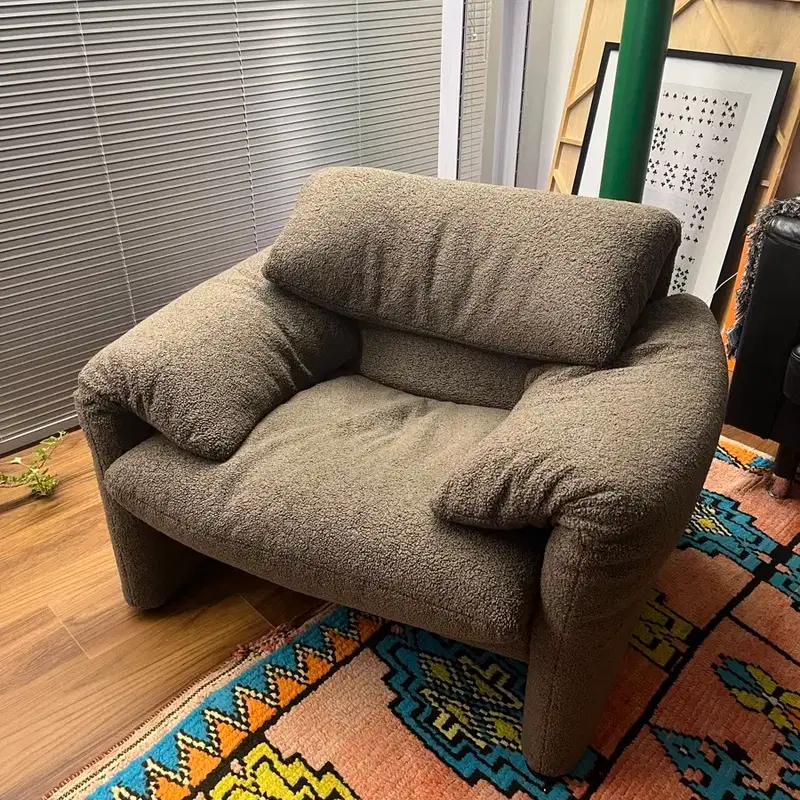 까시나 마라룽가 암체어 Cassina Maralunga Arm chair