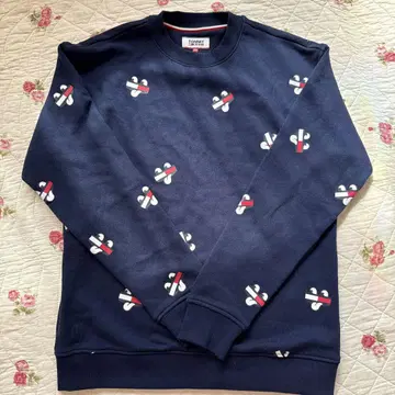[ 새상품급 ] TOMMY JEANS 네이비 맨투맨 XS