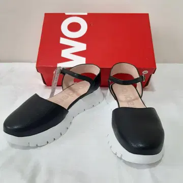 미사용 새상품 WONDERS 원더스 샌들 24.5cm 39 블랙
