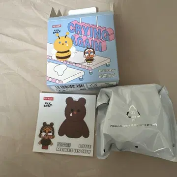 POPMART 클라이베이비 핀 배지 곰