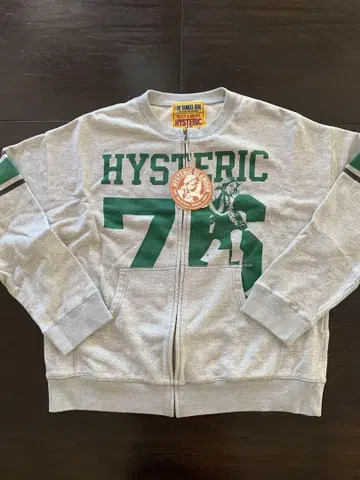 HYSTERIC GLAMOUR 제니 착용 모델