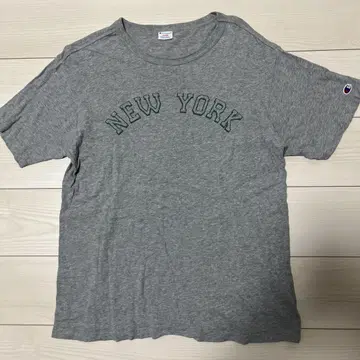 Champion 그레이 T셔츠 L사이즈 NEW YORK
