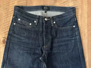 [ 한정판 자수 ] A.P.C. 데님 NEWCURE H 28
