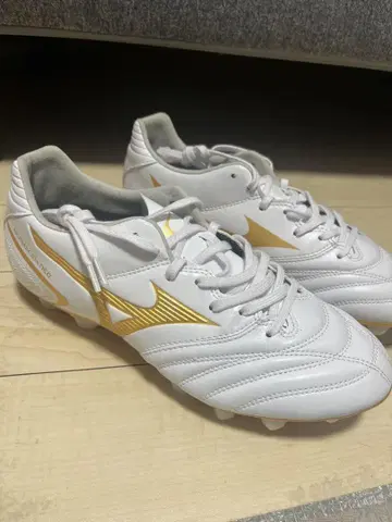 Mizuno Monarcida Neo 축구화 화이트/골드