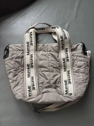 MumME 베이지 숄더백