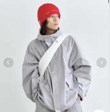 Loose mountain hoodie / 루즈 마운틴 후디