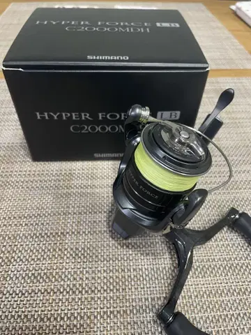 새상품급 시마노 23 하이퍼포스 LB C2000MDH