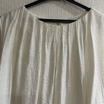 안피로 슬리브리스 상의