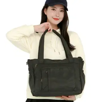 블랙 나일론 토트백
