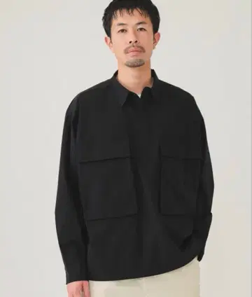 BEAMS 액션 풀오버 셔츠 블랙