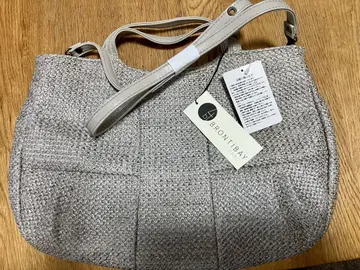 BRONTIBAYPARIS 숄더백 실버 계열