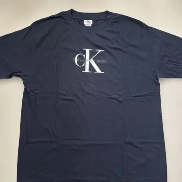 Calvin Klein Jeans 네이비 T셔츠 M