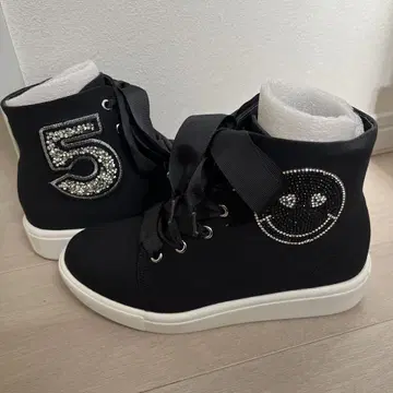 누벨 보 하이컷 스니커즈 스마일 22.5cm