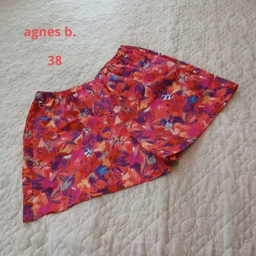 agnes b. 꽃무늬 숏팬츠 38