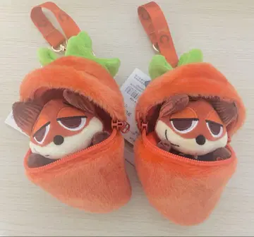상하이 디즈니 닉 와일드 봉제 인형 당근 스트랩