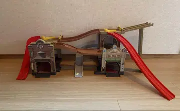 토미카 카즈 액션 코스 라디에이터 스프링스