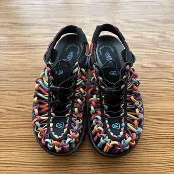 KEEN 멀티 컬러 샌들 레어 레인보우 컬러 24cm