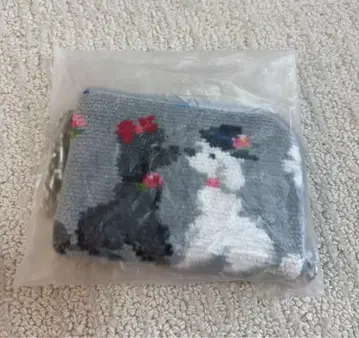 개 자수 그레이 파우치 새상품