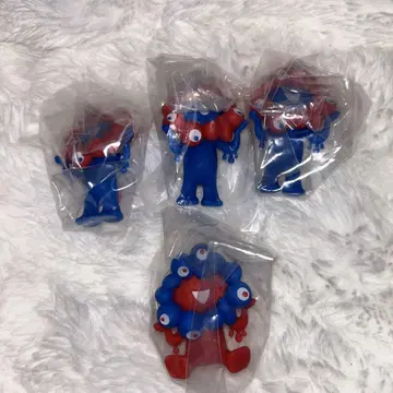 미야쿠미야쿠 캡슐 토이 4체 세트