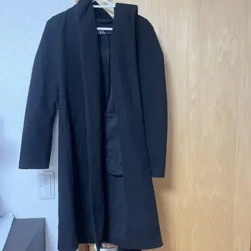 ZARA 블랙 롱 코트 XS 후드 부착