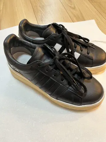 Y-3 블랙 스니커즈 24.5cm