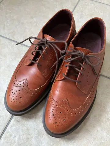 [ 미사용 새상품 ] Dr. Martens 닥터마틴 3989 윙팁