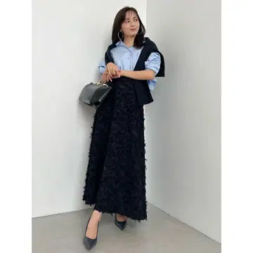 anuans 컷 자카드 세미 플레어 스커트 네이비