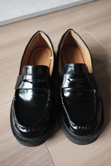 유니클로 C 네이비 필터치 로퍼 블랙 24.5cm UNIQLO
