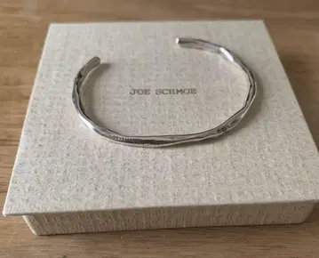 JOE SCHMOE 뱅글