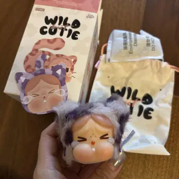 POP MART WILD CUTIE 고양이 귀 디자인