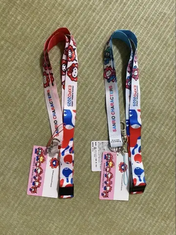 간사이 오사카 엑스포 공식 굿즈 미야쿠미야쿠 산리오 넥스트랩 2개 세트