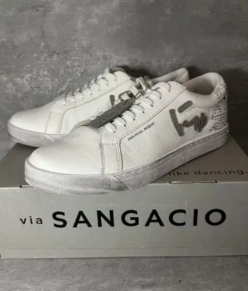 미사용 새상품 SG8 바스키아 한정판 스니커즈 뉴뉴즈 28cm