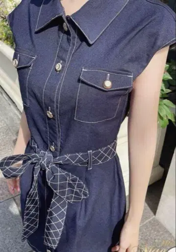 다크 블루 데님 슬리브리스 원피스