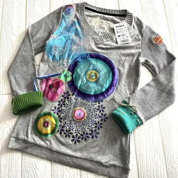 미사용품 desigual 데시구알 컬러풀 니트 상의 M 개성파