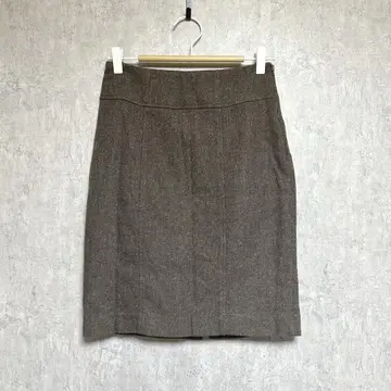 바나나리퍼블릭 무릎 기장 사다리꼴 스커트 울 브라운 계열 사이즈 0