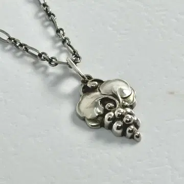 GEORG JENSEN 그레이프 펜던트 실버 목걸이