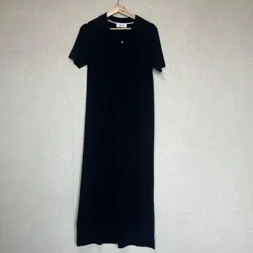 [ 미사용 새상품 ] 미라 오웬 폴로 원피스 블랙