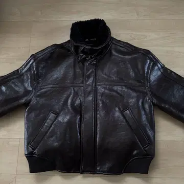 ZARA 블랙 가죽 자켓 M