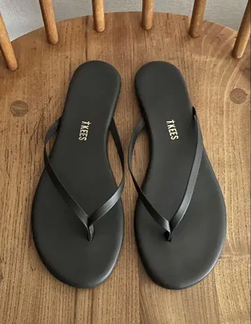 새상품급 TKEES 티키즈 차콜 39