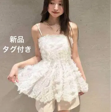 택 포함 새상품 SNIDEL 스나이델 튤 자수 베어 플럼 TOPS 화이트