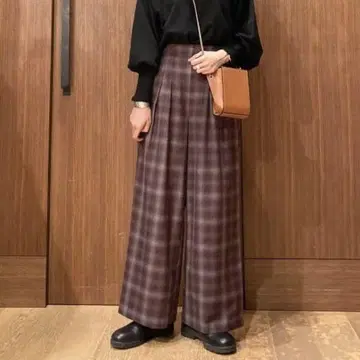 BEAMS 체크 팬츠