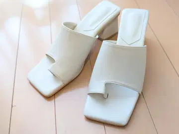 LIAN 스퀘어 플립플랍
