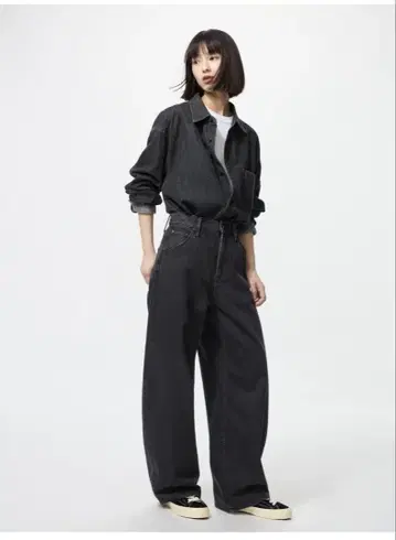 UNIQLO 배기 커브 청바지 25